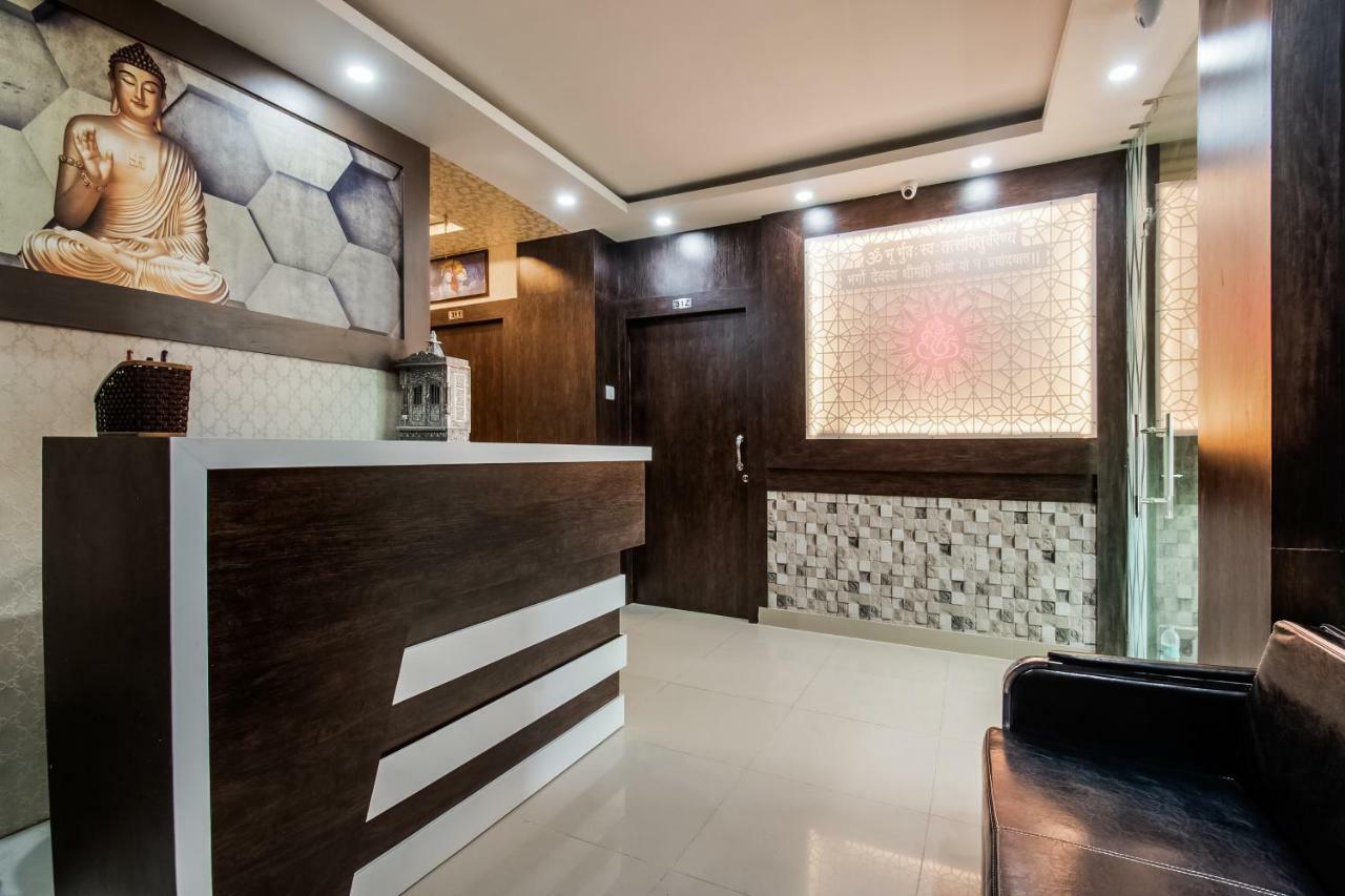 Oyo 45609 The Legend Inn Deluxe Danapur Εξωτερικό φωτογραφία
