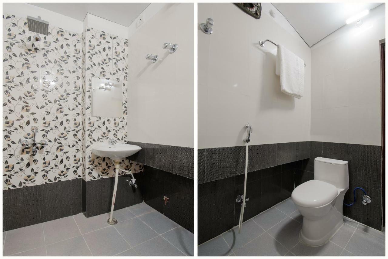Oyo 45609 The Legend Inn Deluxe Danapur Εξωτερικό φωτογραφία